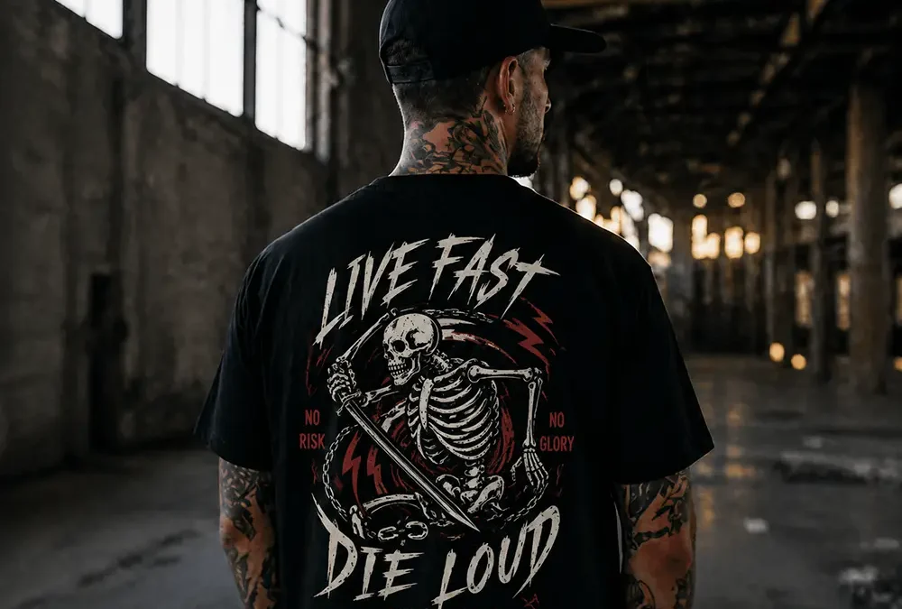 Perché le T-Shirt Scheletro Sono Tornate di Moda